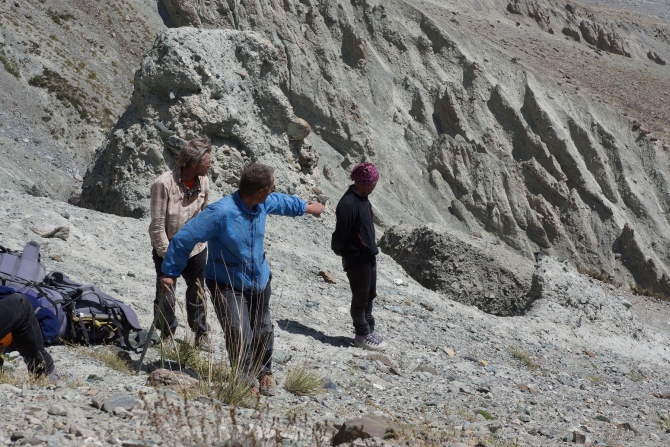 Овражинг на Сауксае или еще один вид экстремальной активности. (Альпинизм, минджар, кузгун, сауксай, пик ленина, маи)