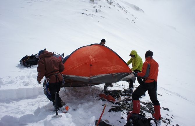 Пик Спартак и перевал через восточное плечо пика Ленина. (Альпинизм, маи, пик ленина, экспедиция маи на заалайский хребет, перевал крыленко)