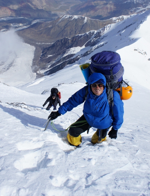 Пик Спартак и перевал через восточное плечо пика Ленина. (Альпинизм, маи, пик ленина, экспедиция маи на заалайский хребет, перевал крыленко)