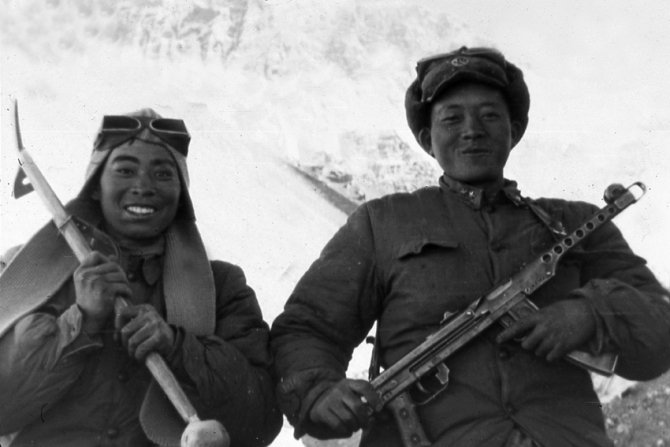 Эверест - разведка с севера 1958 г. Л.Н. Филимонов. (Альпинизм, китайско - советская разведка 1958г., е.а.белецкий, а.и. ковырков.)