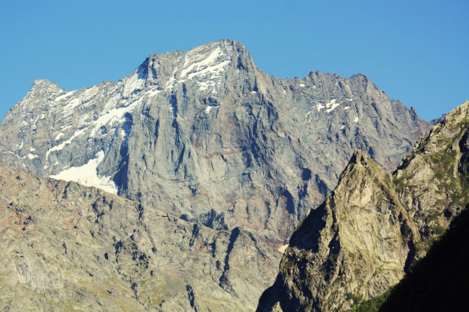 Домбай-Ульген, восхождение по Зап. ребру, 5Б (Альпинизм, западный кавказ, западное ребро)