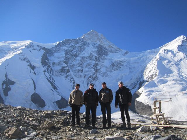 Хрустальный пик-2012. Северная стена Хан-Тенгри (Альпинизм, risk.ru, события, риск.ру, восхождения, мы в обществе, награждаем, outdoor проекты)