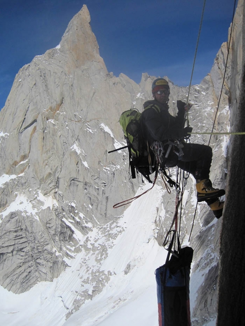Хрустальный пик-2012. Пуансено по центру Юго-Восточной стены (Альпинизм, события, риск.ру, risk.ru, восхождения, награждаем, мы в обществе, outdoor проекты)