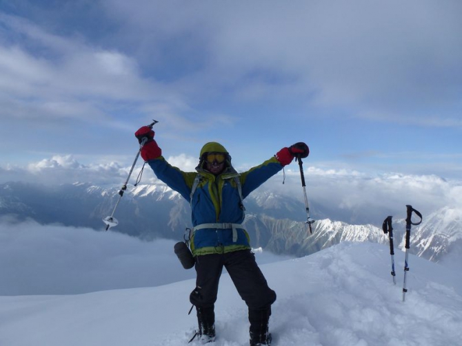 Outdoor-проект-2012. Три семитысячника в одной экспедиции. (Альпинизм, пик корженевской, пик коммунизма, пик ленина, бакленев, лазо, награждаем, мы в обществе, восхождения, outdoor проекты, хрустальный пик, события, риск.ру, risk.ru)