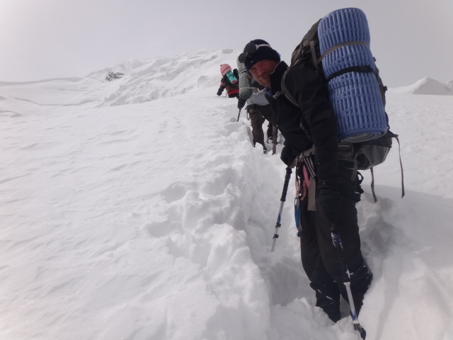 Outdoor-проект-2012. Три семитысячника в одной экспедиции. (Альпинизм, пик корженевской, пик коммунизма, пик ленина, бакленев, лазо, награждаем, мы в обществе, восхождения, outdoor проекты, хрустальный пик, события, риск.ру, risk.ru)