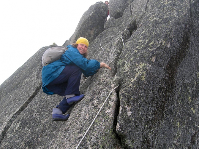 "Стальной Ангел-2012". Ирина Бакалейникова и Полина Галацевич (Альпинизм, замин-карор, grivel, гривель, фар)