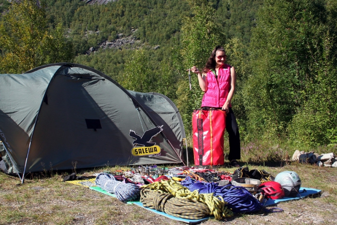 Марина Коптева и Галина Чибиток... Просто номинанты:), Альпинизм, стетинг, мы в обществе, стальной ангел, хрустальный пик, grivel, гривель, восхождения, риск.ру, события, фар, risk.ru)