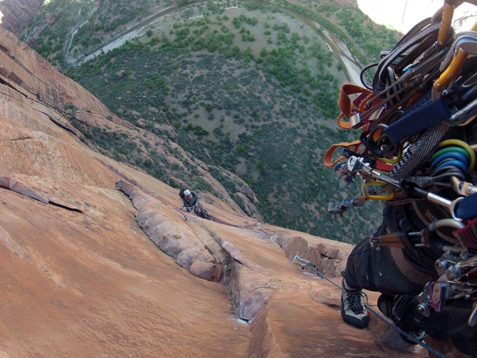 Хрустальный пик-2012. Moonlight Buttress (Альпинизм, risk.ru, события, добринский, риск.ру, рыльский, мы вобществе, награждаем)