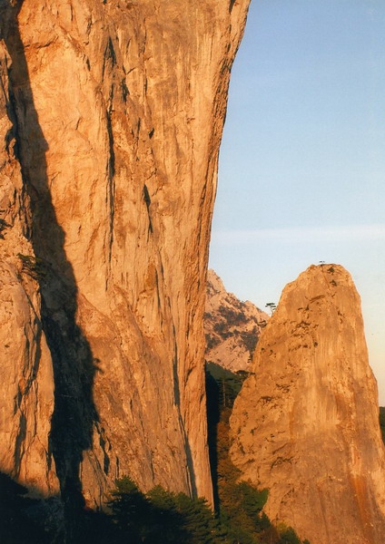 Outdoor-проект-2012. Ростовский Атлант (Скалолазание, risk.ru, события, крым, риск.ру, шаан-кая, хрустальный пик, награждаем, мы вобществе, атлант-м, такжанов, корженевский)