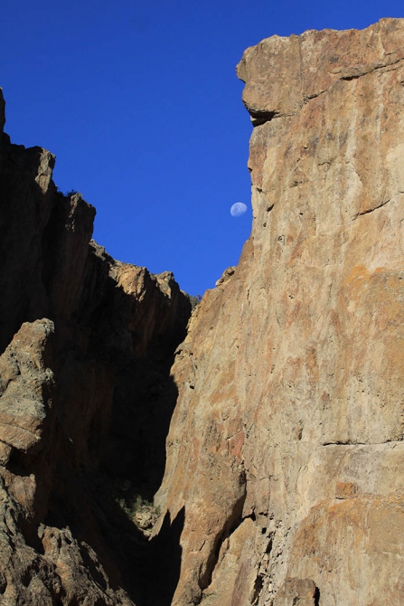 The Petzl RocTrip. Занесенные ветром! (Скалолазание, фестиваль, аргентина, крутые, пьедра парада, 10 лет petzl roctrip, piedra parada)