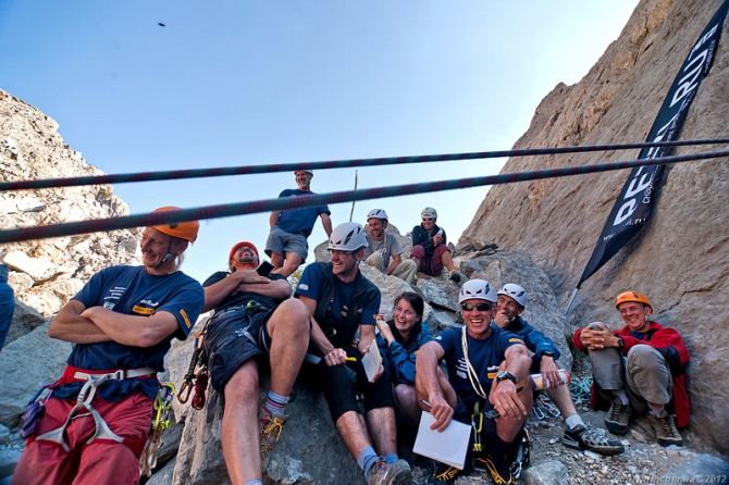 Школа гидов. Новая волна (Альпинизм, школа горных гидов, альпиндустрия, gore-tex, горные гиды, безенги, red fox, petzl, 7 вершин, фар)