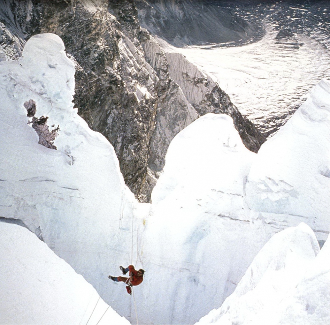 Эверест. Восточная (Кангчунгская) стена. 1988 год. (Альпинизм, стив венеблес, кангчунская стена)