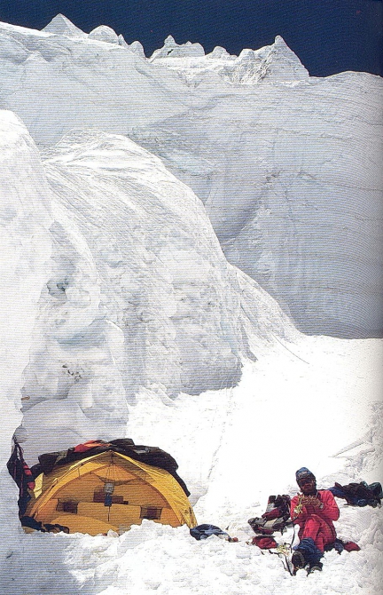 Эверест. Восточная (Кангчунгская) стена. 1988 год. (Альпинизм, стив венеблес, кангчунская стена)