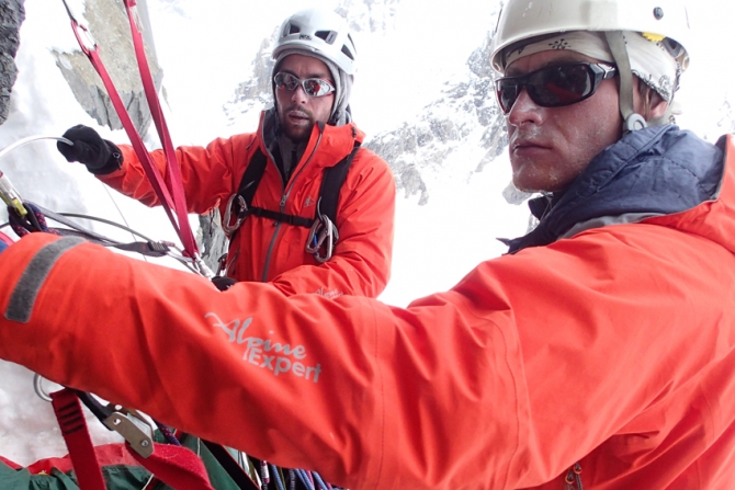 Команда ФАиС Москвы взяла "Золотой ледоруб России" 2012. (Альпинизм, клуб семь вершин, венто, стальной ангел, хрустальный пик, muztagh tower, альпиндустрия, чемпионат россии, каракорум, alexika, баск)