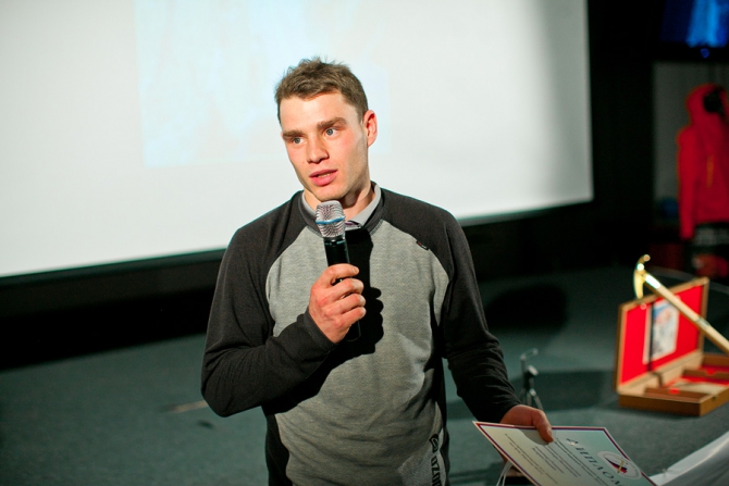 Торжественный вечер ФАР. Фото (Альпинизм, gore-tex, риск онсайт, vento, red fox, золотой ледоруб россии)