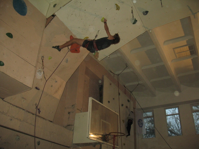 Ташкент. Соревнования памяти погибших друзей. (Альпинизм, школа 145 ташкента., клуб рацека, соревнования памяти тухватуллина и лобанова)