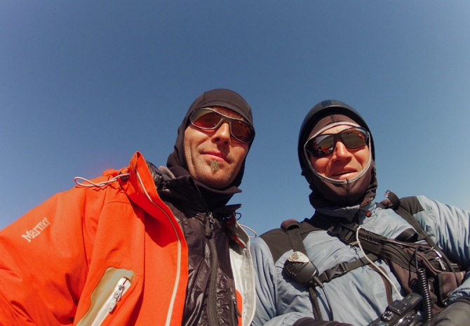 Маршрутные полеты в Гималаях, очень 2012 (фоторепорт из Бира, Путешествия, химачал-прадеш, парапланеризм, параплан, гималаи, индия, горы)