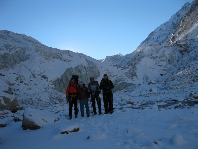 Баланс тепла получился, а вот улитка заартачилась… Тестирование снаряжения для зимнего альпинизма. (безенги, зима, снаряжение, нпф баск, михаил лебедев)