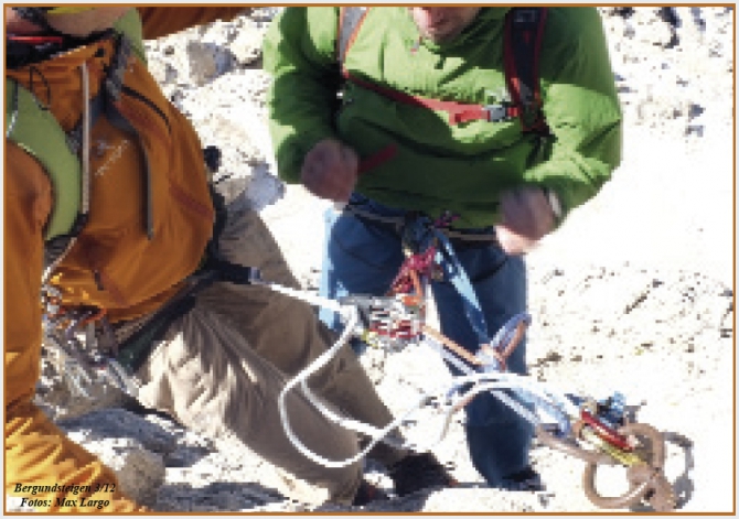 Дюльфер по-австрийски. (Альпинизм, спуск по веревке, страховка, тактика)