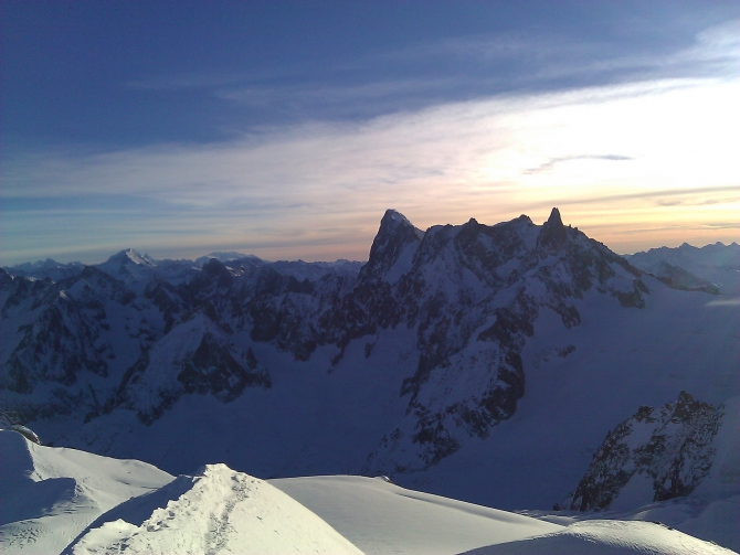 Приключения в Шамони или путешествие Туда и Обратно (Бэккантри/Фрирайд, альпинизм, альпы, aiguille du midi)