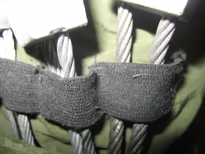 Оч.умелые ручки для альпинизма.Вариант крепления закладок на бедре у лезущего первым. (закладки, крепление закладок, лазание первым)