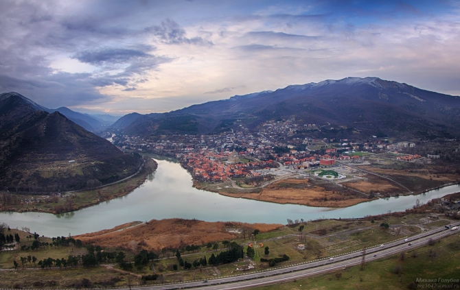 Грузия новогодняя. Часть 1 (Путешествия, уплисцихе, мцхета, тбилиси)