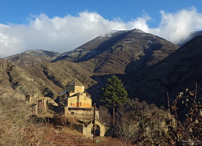 Грузия новогодняя. Часть 1 (Путешествия, уплисцихе, мцхета, тбилиси)