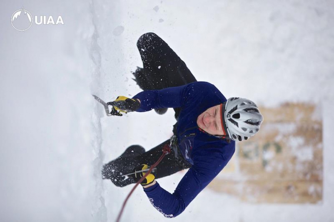 *** (буштени, uiaa ice climbing world tour 2013, румыния, uiaa, лед, ледолазание)