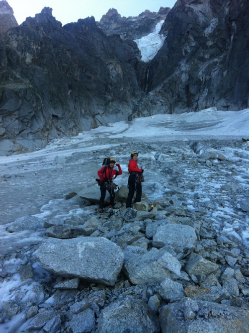 Страшная история со счастливым концом (Альпинизм, zlokazova, aiguille du grand charmoz, nechaeva, prilepskaya, прилепская, нечаева, mont blanc, злоказова, chamonix, alps, шамони, монблан, альпы, альпинизм)