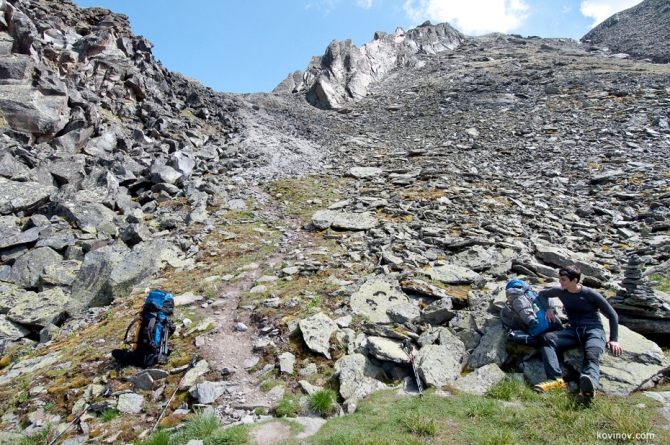 Эльбрус с севера на юг с ночевкой на седловине. Фоторассказ и полезная информация. (Альпинизм, приют на седловине, траверс эльбруса, седловина эльбруса)