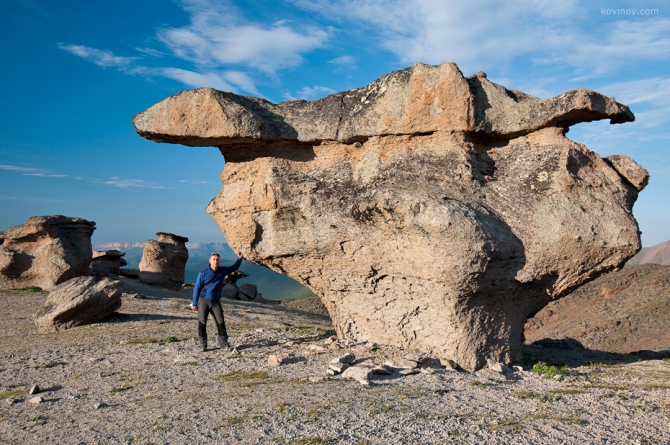 Эльбрус с севера на юг с ночевкой на седловине. Фоторассказ и полезная информация. (Альпинизм, приют на седловине, траверс эльбруса, седловина эльбруса)