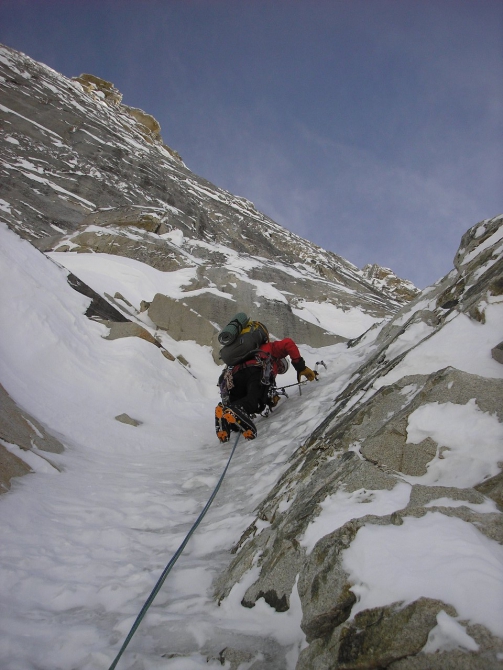 Миром правит любовь. Зимняя Ушба в двойке (Альпинизм, альпинизм, коломыцева, зима, фомин, полежайко)