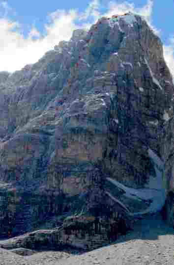 Piolets d’Or 2013. Супер-список... (Альпинизм, восхождения 2012 года, курт димбергер, крутые, piolets d'or, курмайор, награды, экспедиции, золотой ледоруб, горы, события)